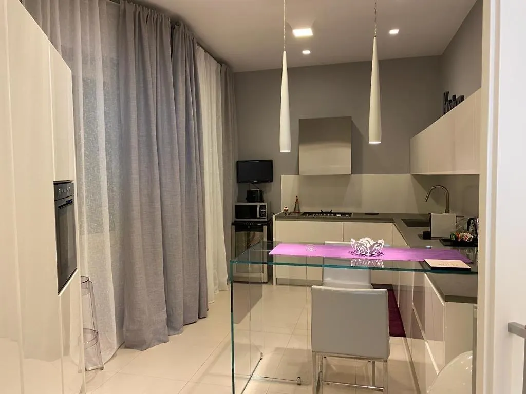 Apartamento Oliver Luxury Home Nápoles