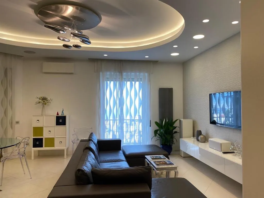 Apartament Oliver Luxury Home Neapol Włochy